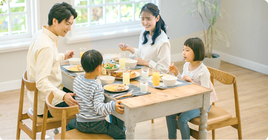 寒い季節に朝起きられないのは低血圧かも？明治の宅配飲料で始める冬の体調管理